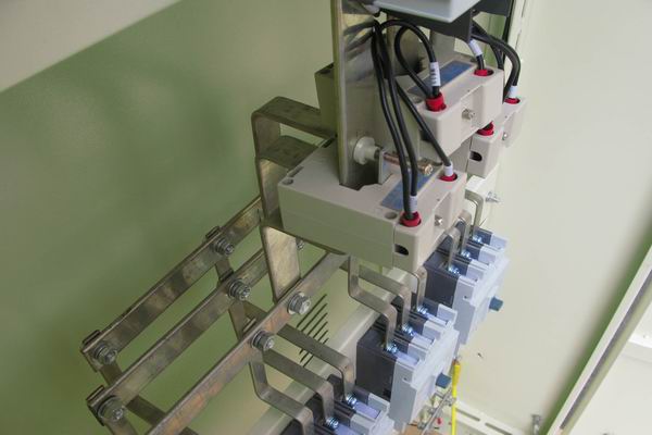 连州配电柜-3683谈谈配电柜的尺寸有哪些